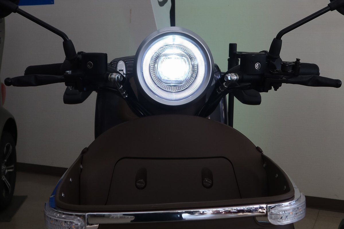 ヘッドライト常時点灯 ヘッドライト常時点灯