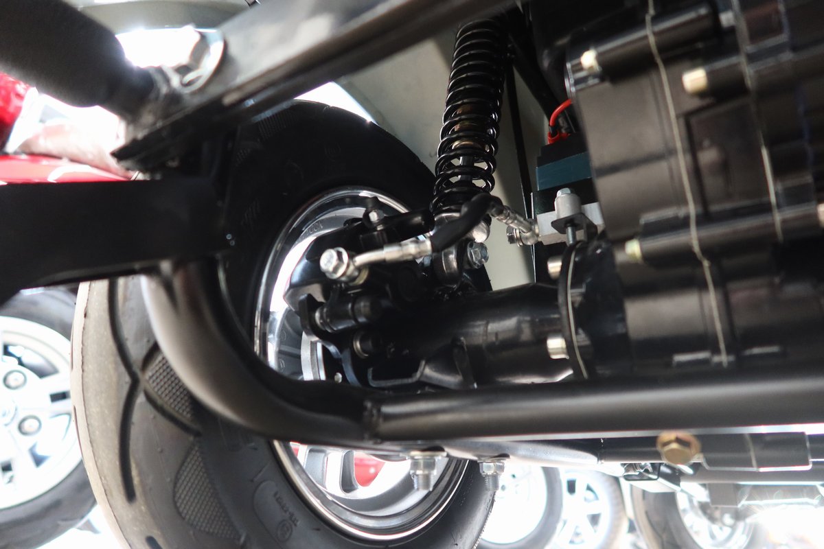 リアサスペンション リアサスペンション